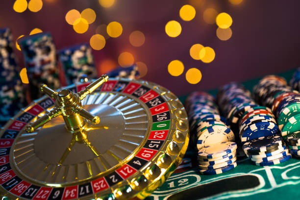 onebet303 blackjack table interface showing card values and dealer action